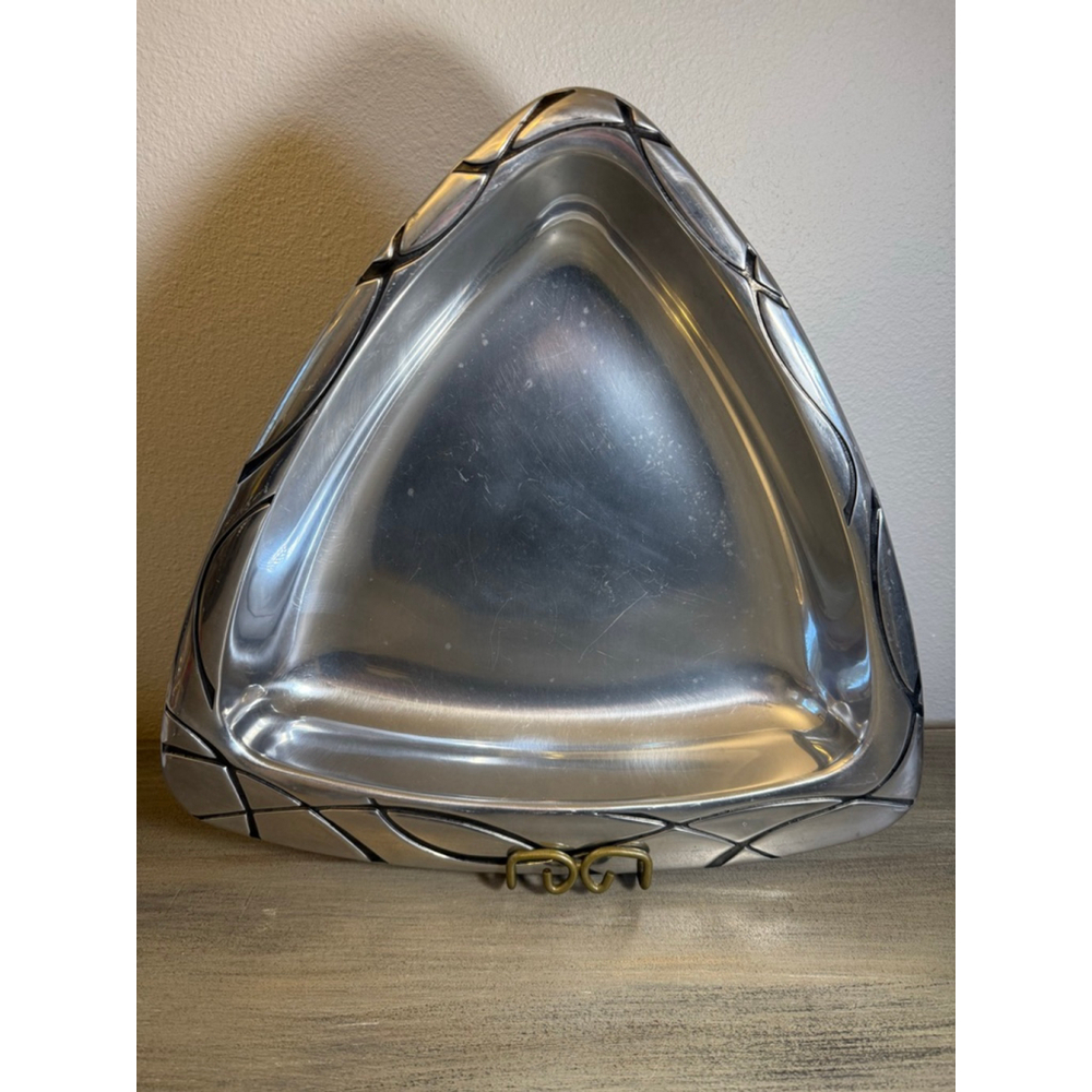 Lenox Vibe Chip & Dip Metal Serveware Triangle Platter Art Deco platter only